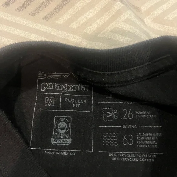 Vans and Patagonia long sleeve t shirt bundle - Picture 7 of 13
